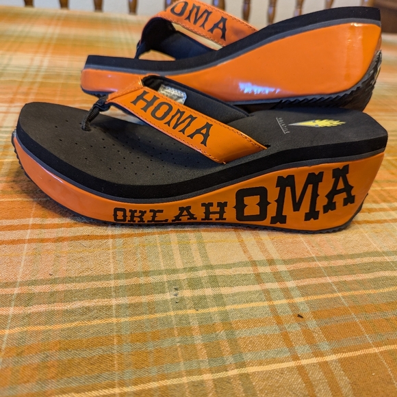 Volatile flipflop - Picture 3 of 7